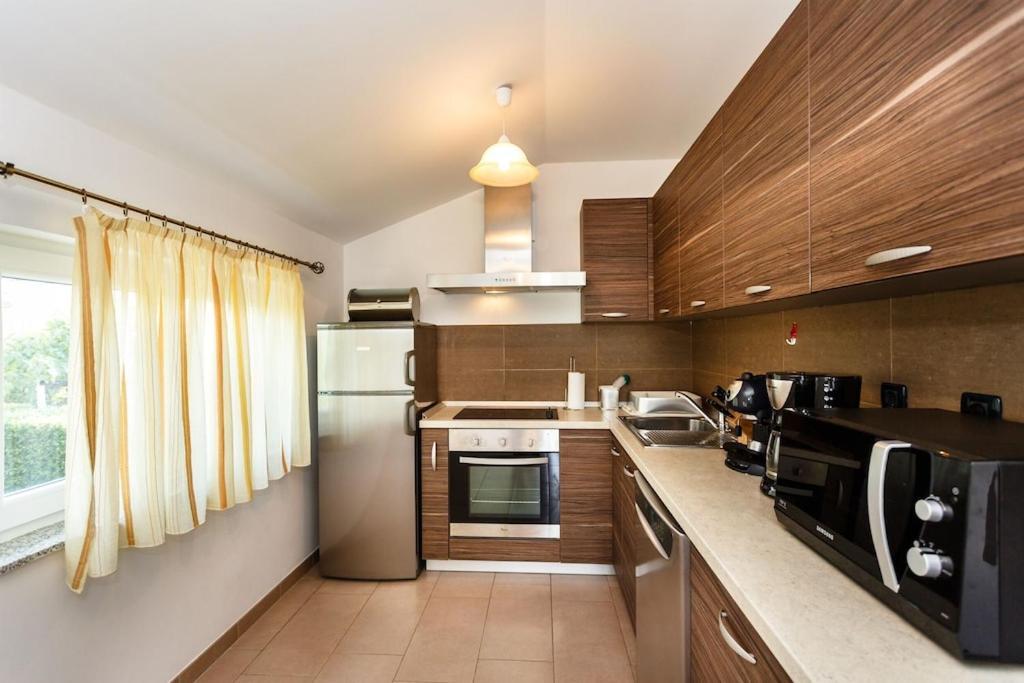 Premium Apartment Near Center And Beach With Parking Krk Town Extérieur photo